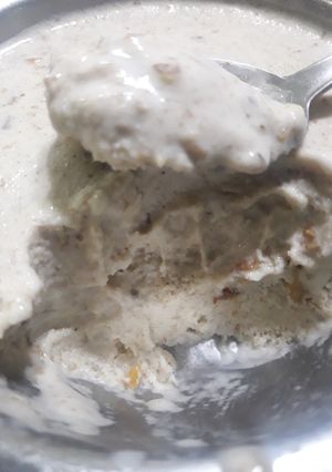 Una foto de Helado de banana y frutos secos