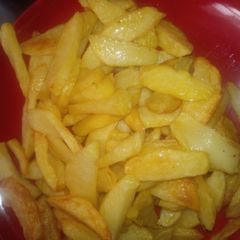 A picture of Fried potatoes.