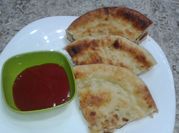 A picture of crushed ginger garlic paste