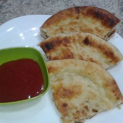 A picture of Qeemy waly Naan.