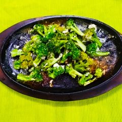 A picture of Roasted Brocolli.