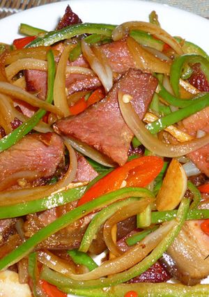 湘炒腊肉 的食譜成品照片
