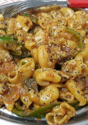 A picture of Saucy macaroni.