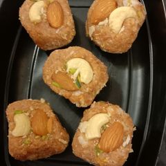 A picture of Wheat Khoya Pinni.