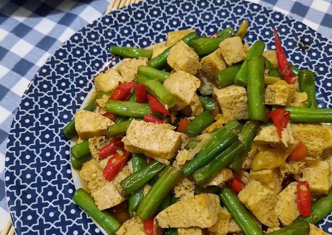 Ternyata begini lho! Cara gampang bikin Tumis Putih Telur Buncis yang nagih banget