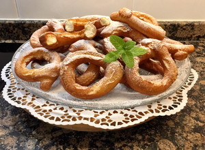 Foto principal de Roscas de leche condensada y esencia de limón sin gluten, sin lactosa