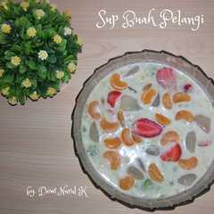 Sup Buah Pelangi রেসিপির প্রধান ছবি