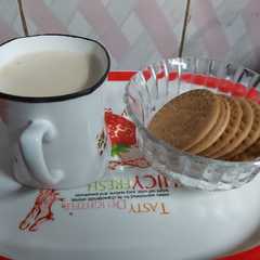ब्लैक कॉफ़ी बिना दूध की (black coffee bina doodh k recipe in Hindi)-レシピのメイン写真