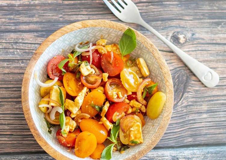 Rainbow tomato salad 🥗 🍅