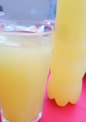 A picture of Mango Tango.
