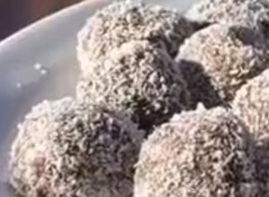 Una foto de Trufas de chocolate y avellanas veganas keto