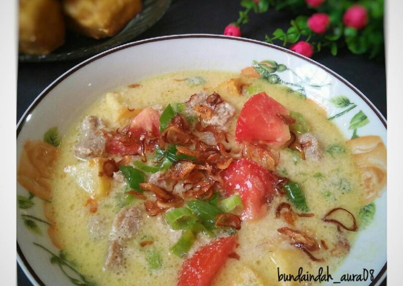 Soto Betawi (kuah santan + susu)