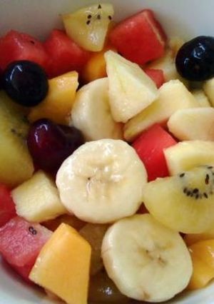 Una foto de Desayuno día 2 : Macedonia de frutas