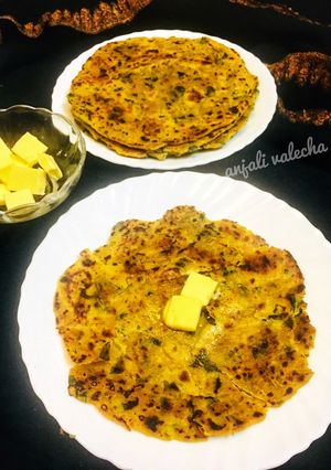 A picture of Methi thepla.