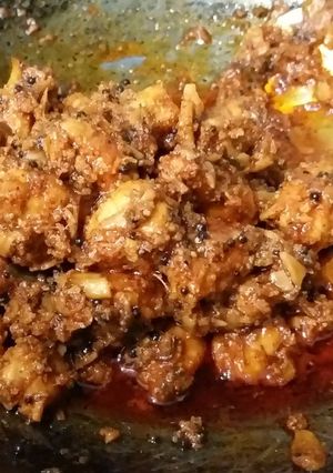 A picture of Prawns Pickle.