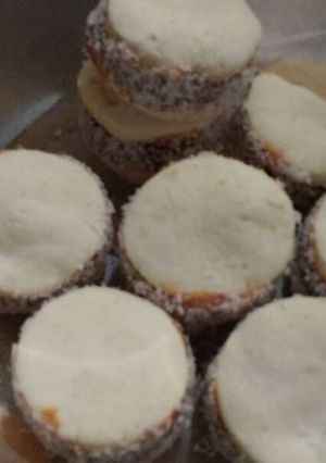 Una foto de Alfajores de Maicena Sin Tacc