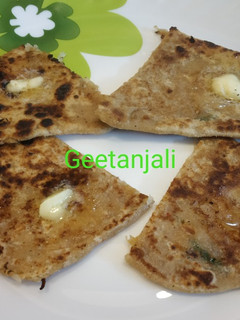 मूली के परांठे (mooli ke parathe recipe in Hindi) रेसिपी मुख्य फोटो
