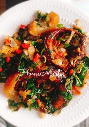 A picture of Vegetable sauce.