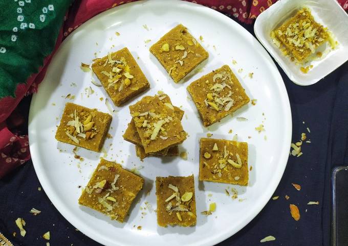 Sukhdi, Gol Papdi, Gujarati Sweet with Jaggery