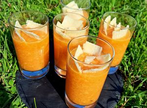 Une photo de Gaspacho de melon 🍈