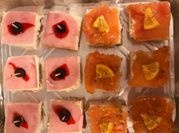 Una foto de bocadillos de dulce