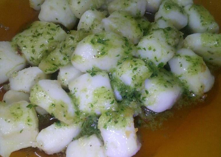 Pota a la plancha con salsa verde