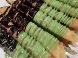 Banana spring roll