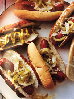 A picture of Beer Brats.