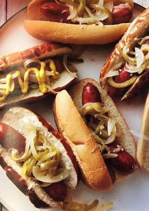 A picture of Beer Brats.