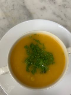 صورة لوصفة شوربه الشوفان السريعه والذ