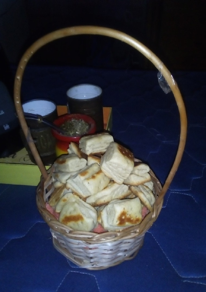 Una foto de Libritos de grasa para acompañar unos ricos mates...💞