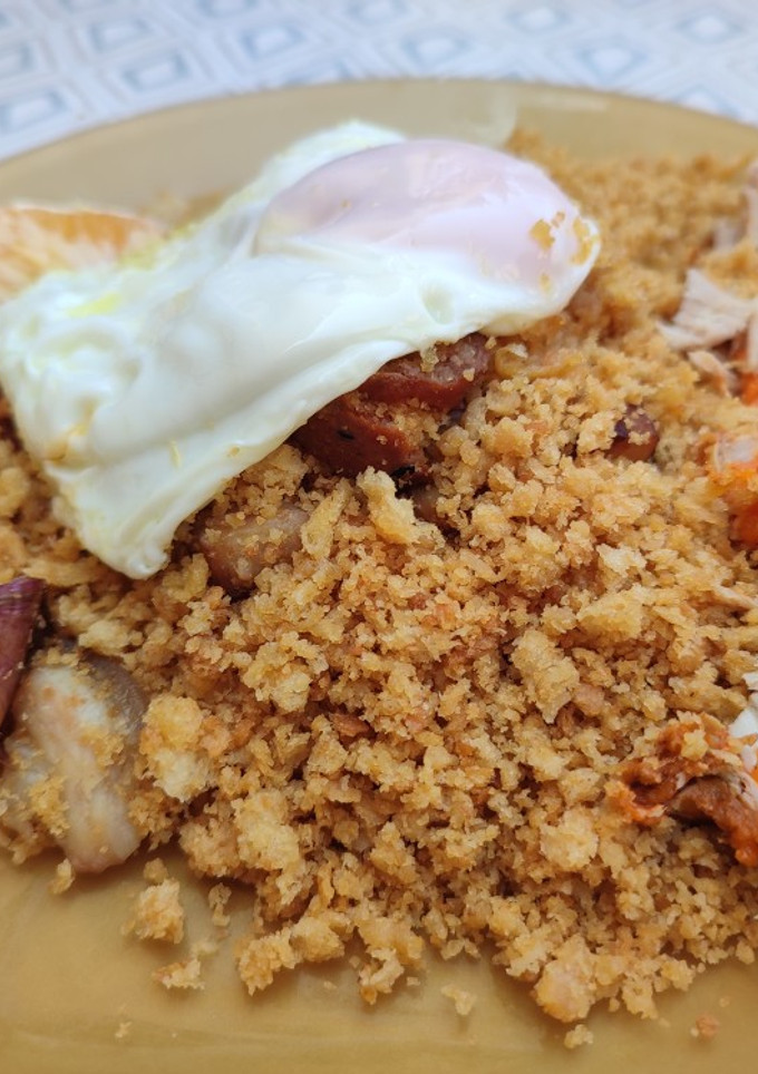 Una foto de Migas con chorizo
