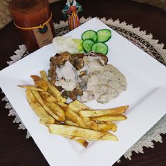 Grilled Chicken With White Mushroom Sauce🍄 A picture of Grilled Chicken With White Mushroom Sauce🍄.