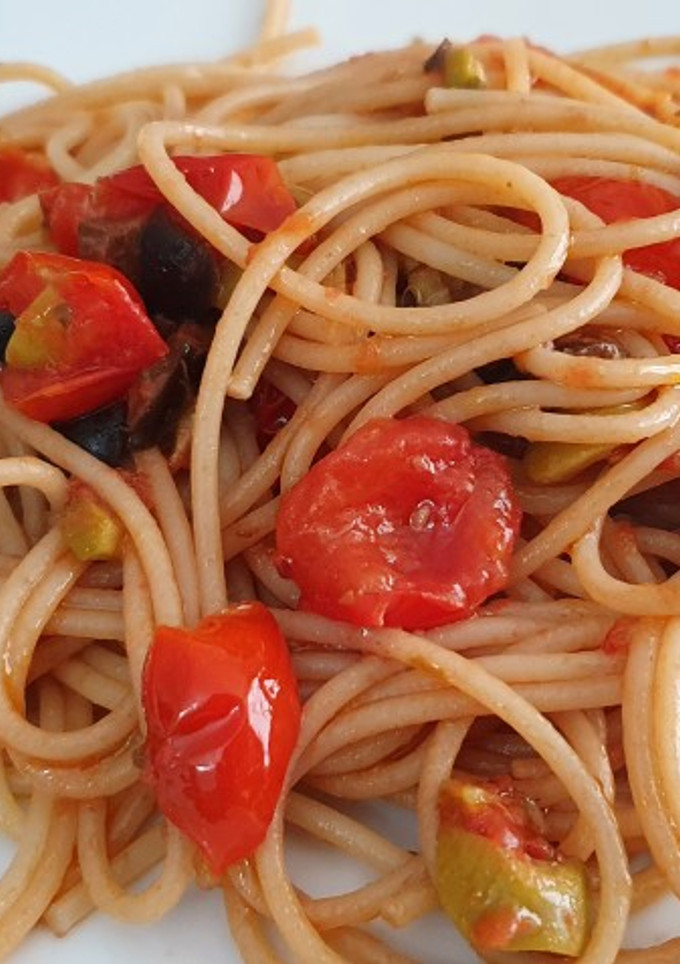 Una foto de Spaghetti alla Eoliana