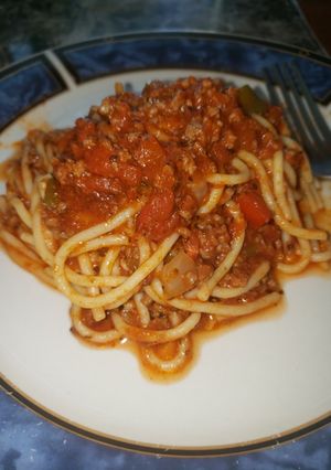 A picture of Spaghetti & Meat Sauce.