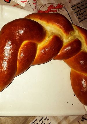 Foto di Treccia di pan brioche ripiena