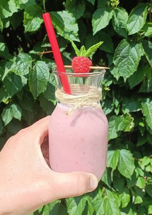 Une photo de 🌸 Milkshake Coco fraise banane