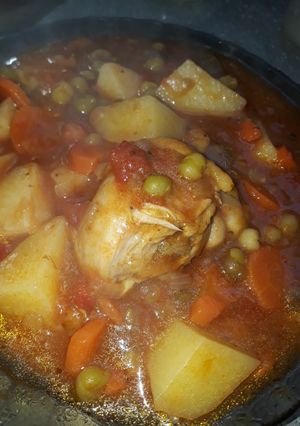Una foto de Estofadito de pollo!!!!