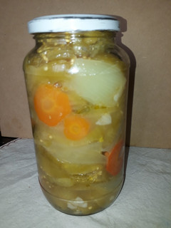 Una foto de Escabeche de berenjenas y verduras superrr fácil