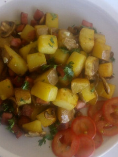 A picture of Potatoes for breakfast.