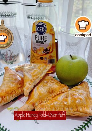 Gambar 👩‍🍳Apple Honey Fold-Over Puff