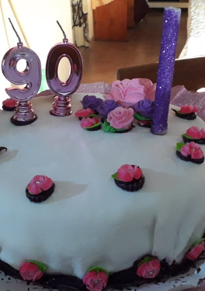 Una foto de Torta para mi tía julia. los 90