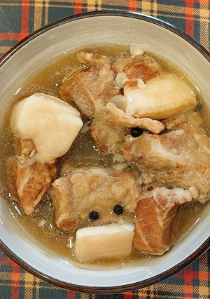 Hình của món Thịt hầm hành, tiêu xanh.