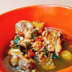 A picture of Ayam Kuah Kecap.