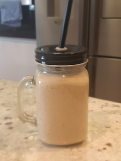 Una foto de Batido de plátano y manzana