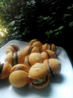 Foto resep Eggdrop burger cookies