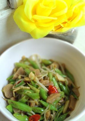 Foto resep Tumis buncis toge bakso