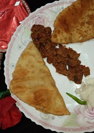 A picture of Beef tikka boti kabab in pateela.