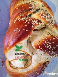 Hình của món Bánh mỳ Do Thái (Challah Bread).