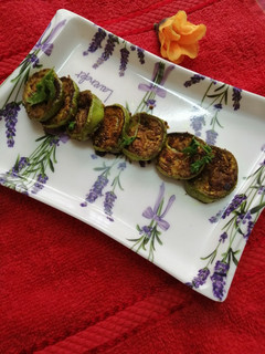 बेगन भाजा (baingan bhaja recipe in Hindi) रेसिपी मुख्य फोटो